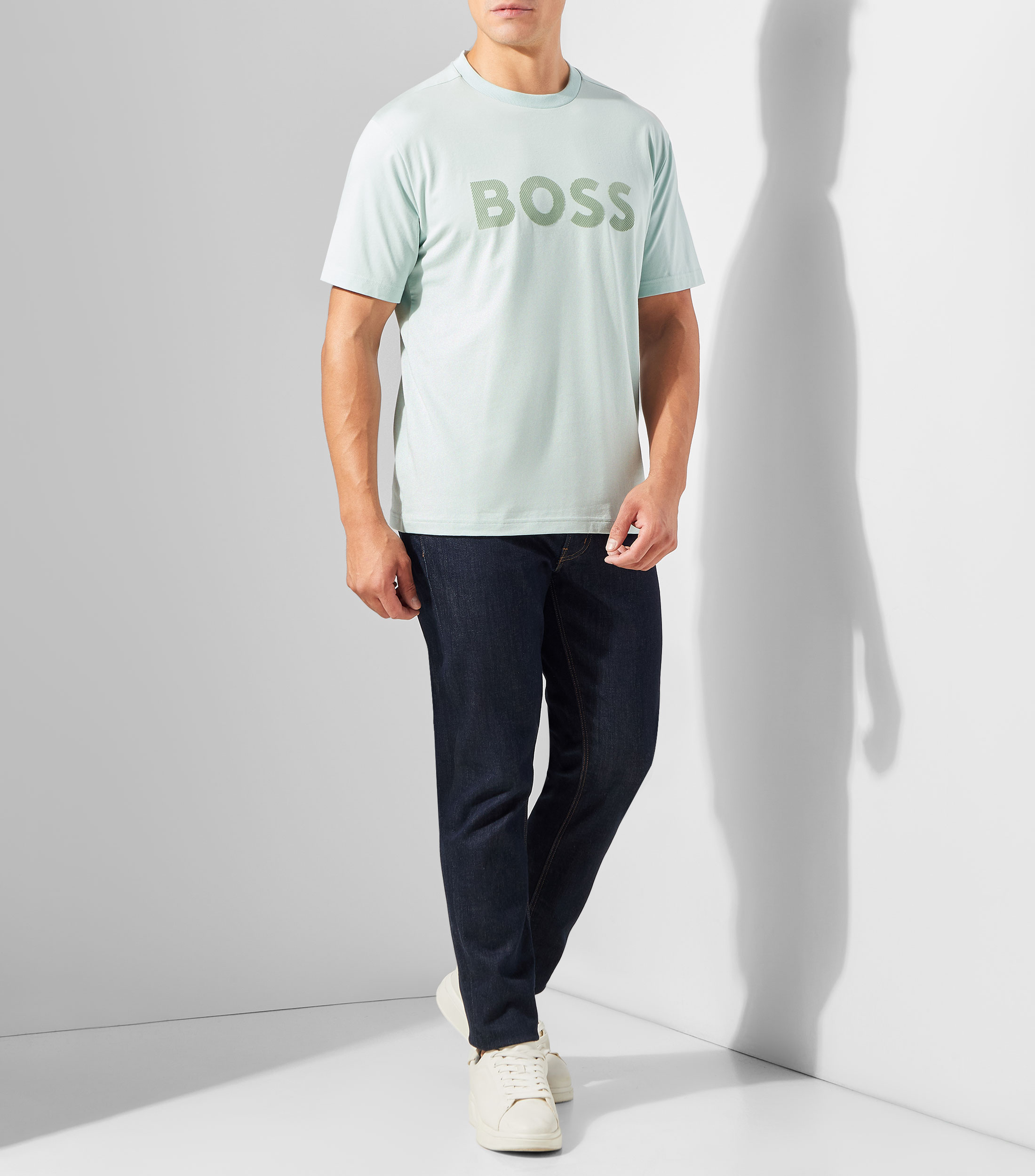 Playera cuello redondo manga corta estampada Hombre